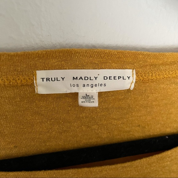 urban outfitters twist sleeve sweater - Picture 2 of 4